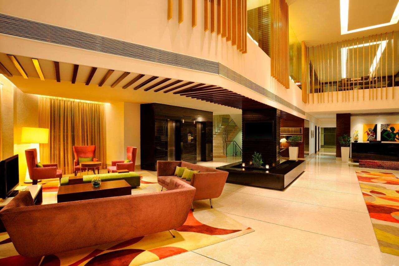 Four Points By Sheraton Ahmedabad Exterior foto